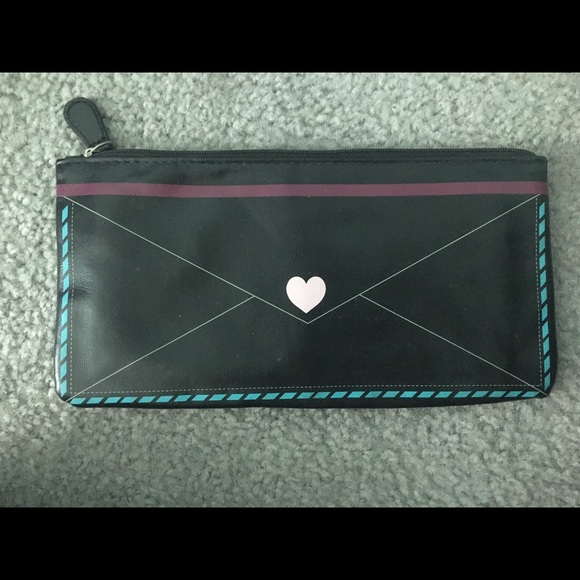 Envelope patterned wallet - Picture 2 of 2